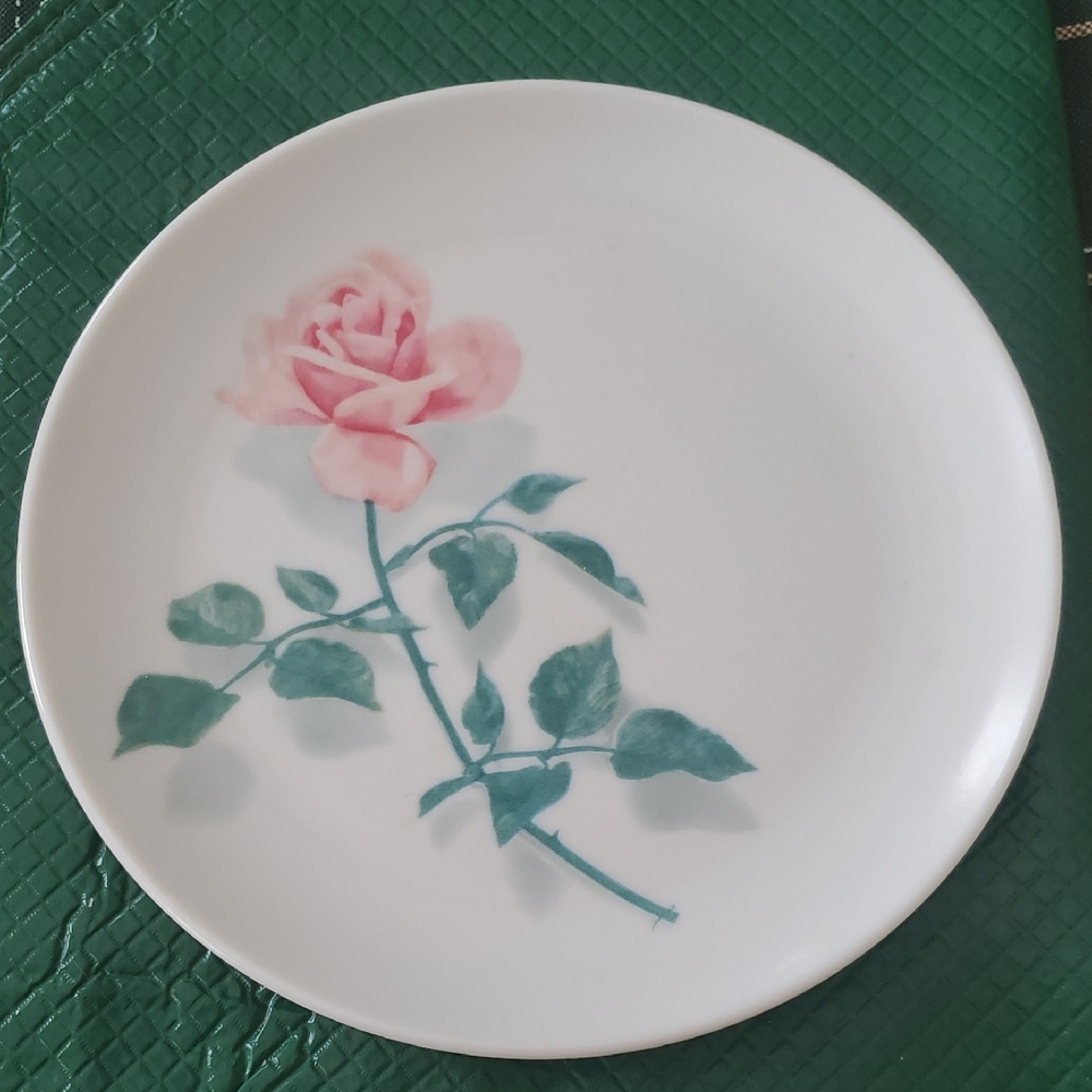 Set of 8 Westinghouse Melmac Plates, Tea Rose, 642A, Vintage